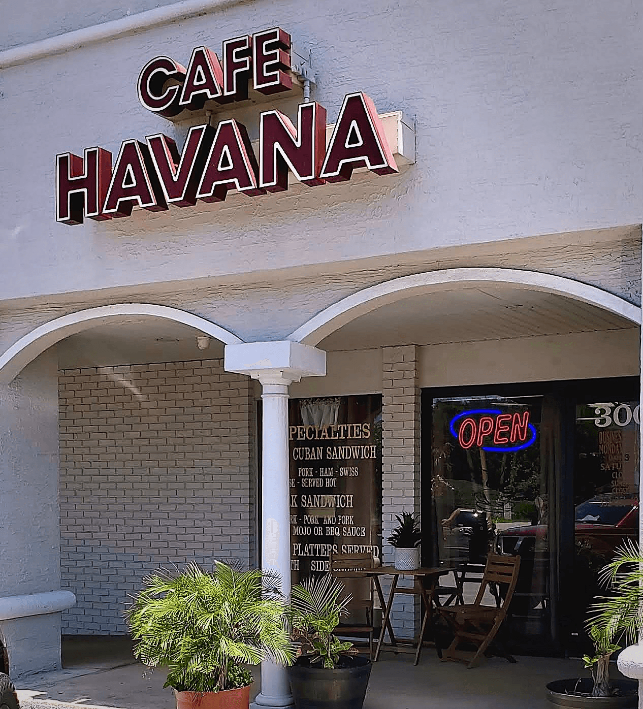 Cafe Havana offers delicious cafe in Ocala, Florida.